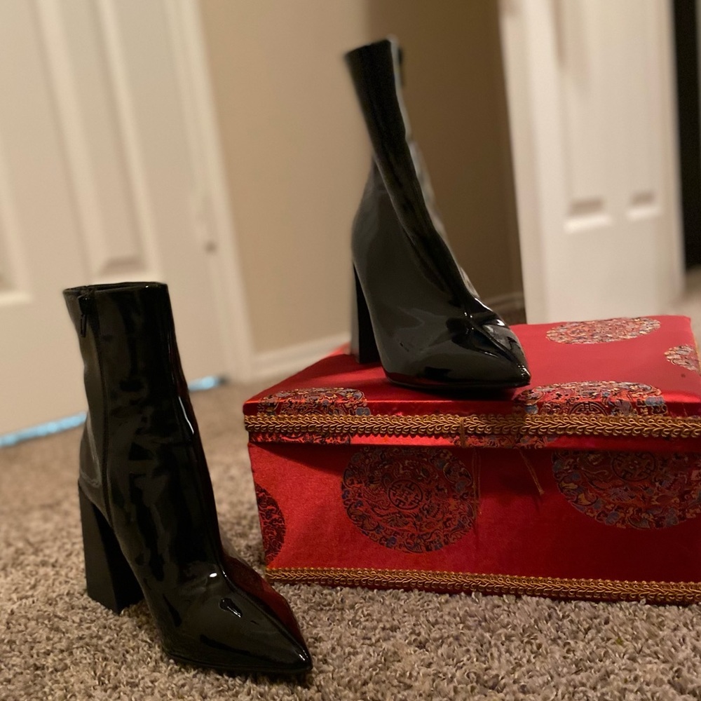 Black Steve Madden Leather Rain Boots